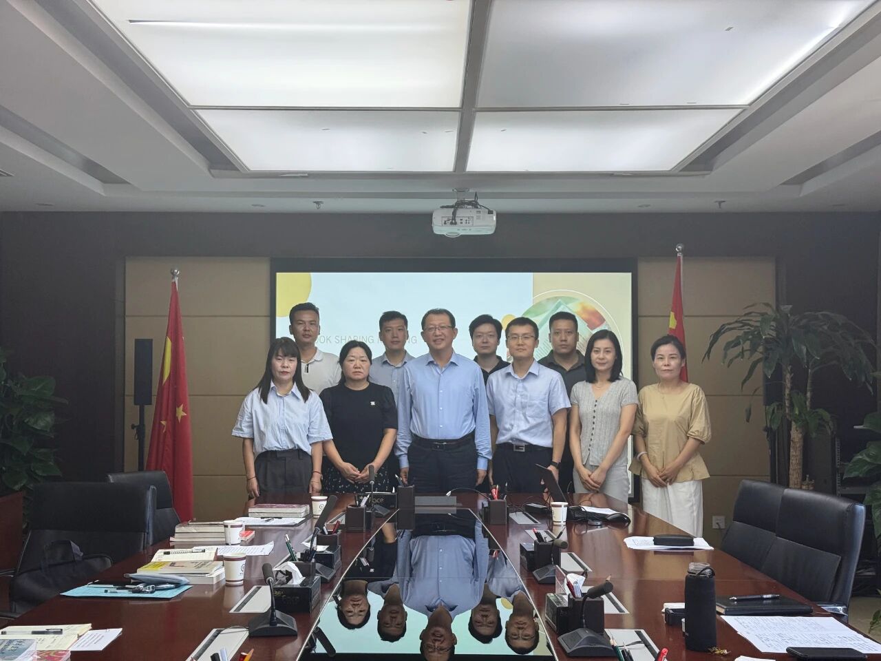 “誦讀水故事 傳承水文化” 丨市城投集團(tuán)第三期“書香城投”讀書分享會(huì)成功舉辦